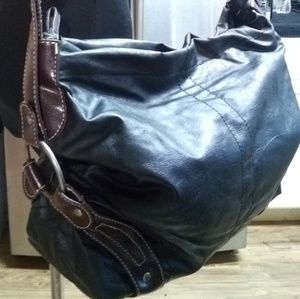 Mondo shoulder bag